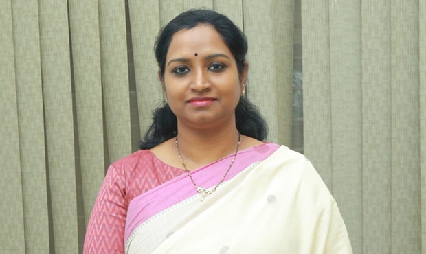 #KadiyamKavya
